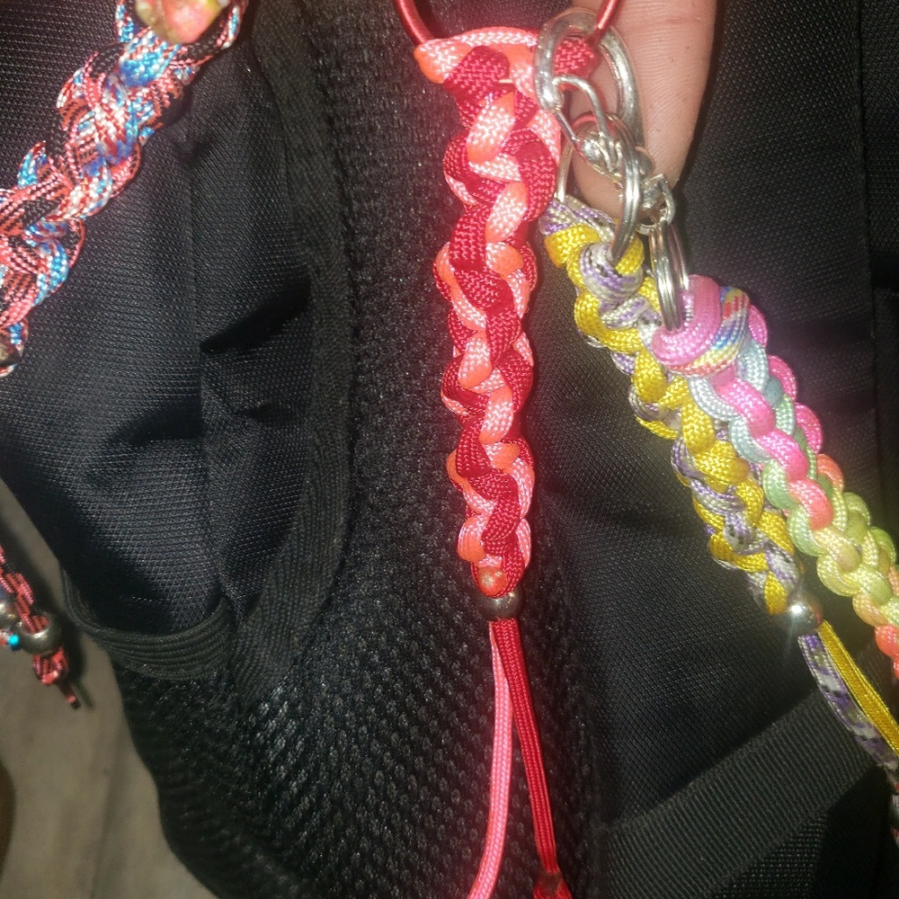 Paracord keychains - Picture 3 of 4